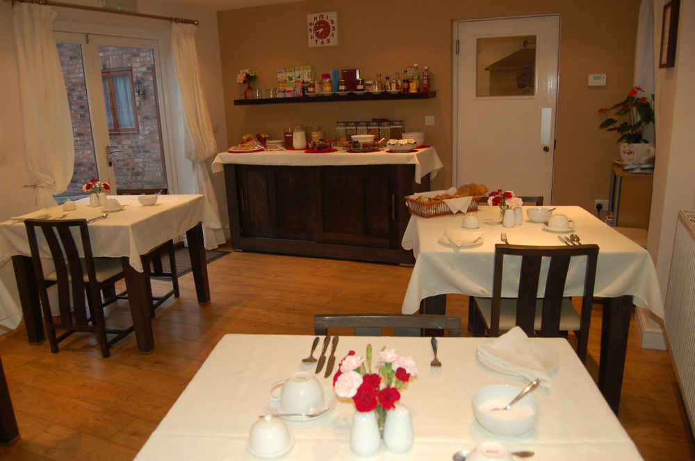 The Manor Coach House Hotell Hindlip Eksteriør bilde